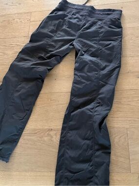 Lululemon Women's Gray Dance Studio pants Size 10